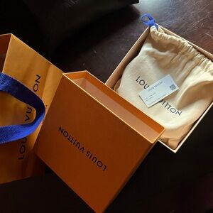 LOUIS VUITTON BELT , vachetta leather